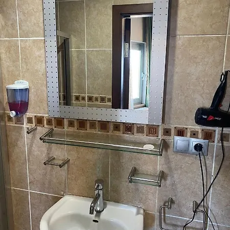 Готель Ganita Life 2*