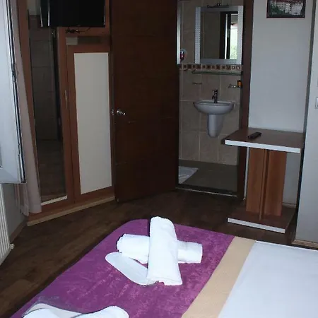 Готель Ganita Life