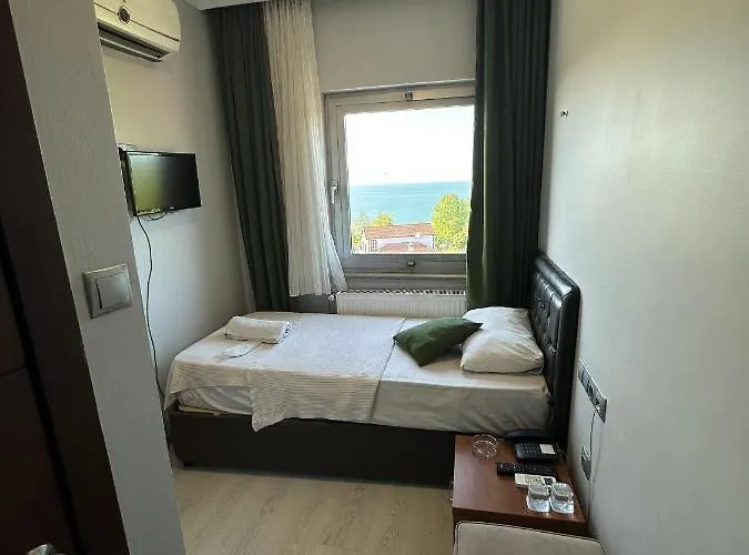 Ganita Life Hotel 2*